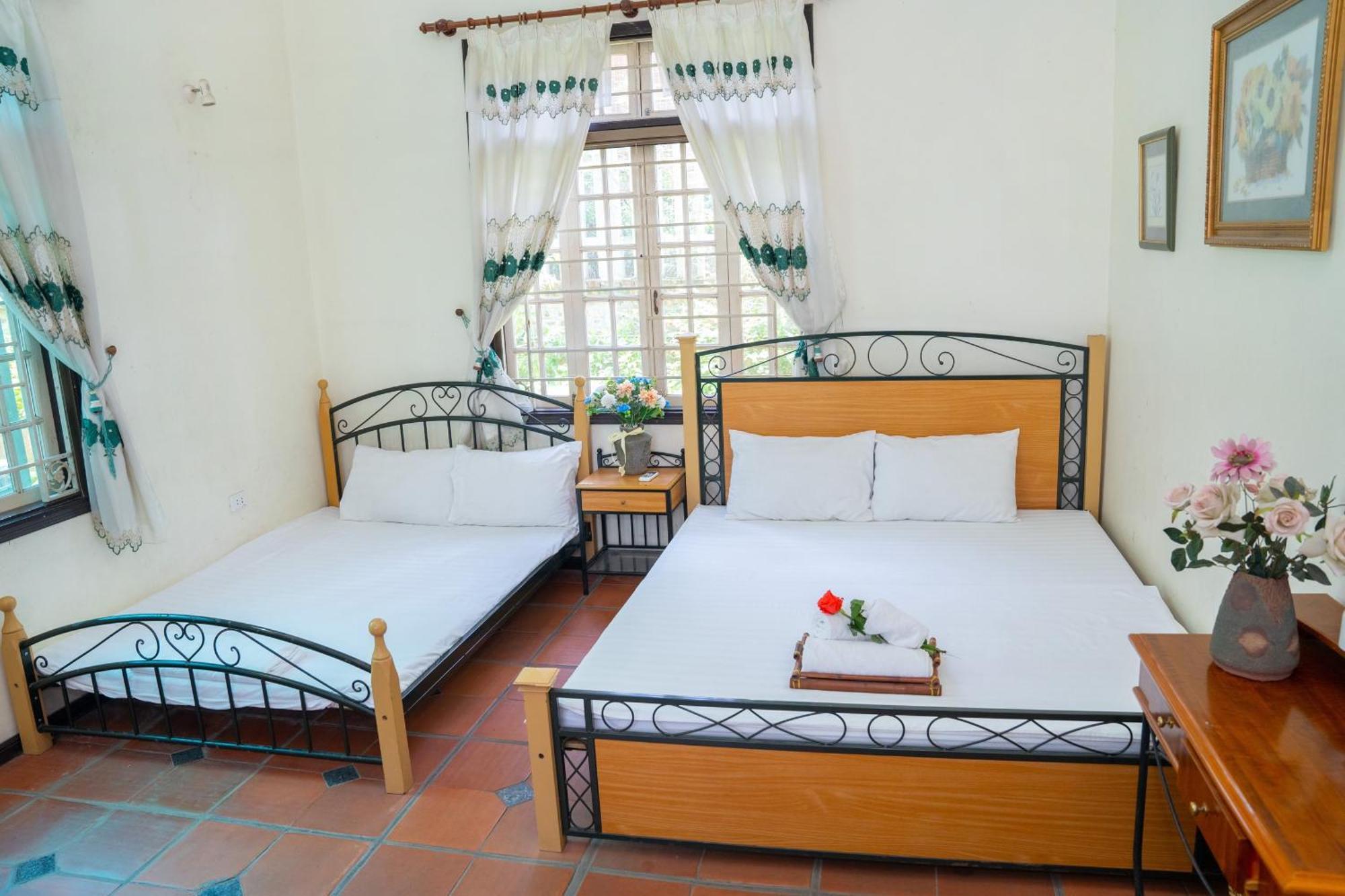 Pine Hill & Khu nghỉ mát *